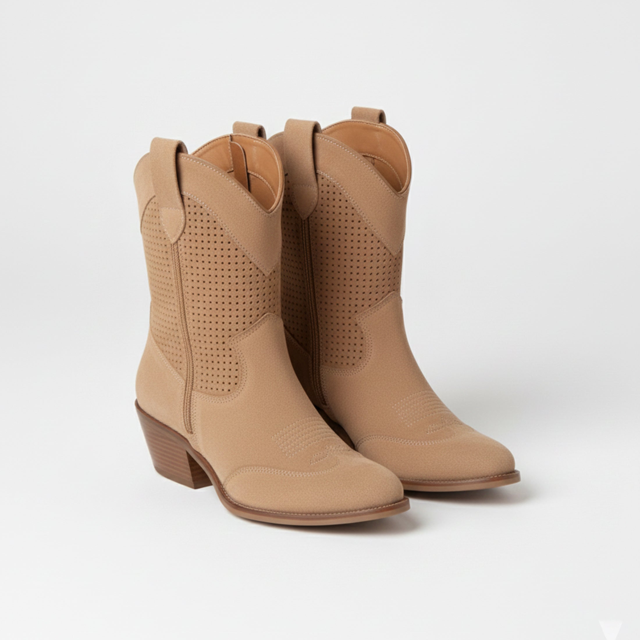 Women’s Lace-Up Ankle Boots – Block Heel & Trendy Design
