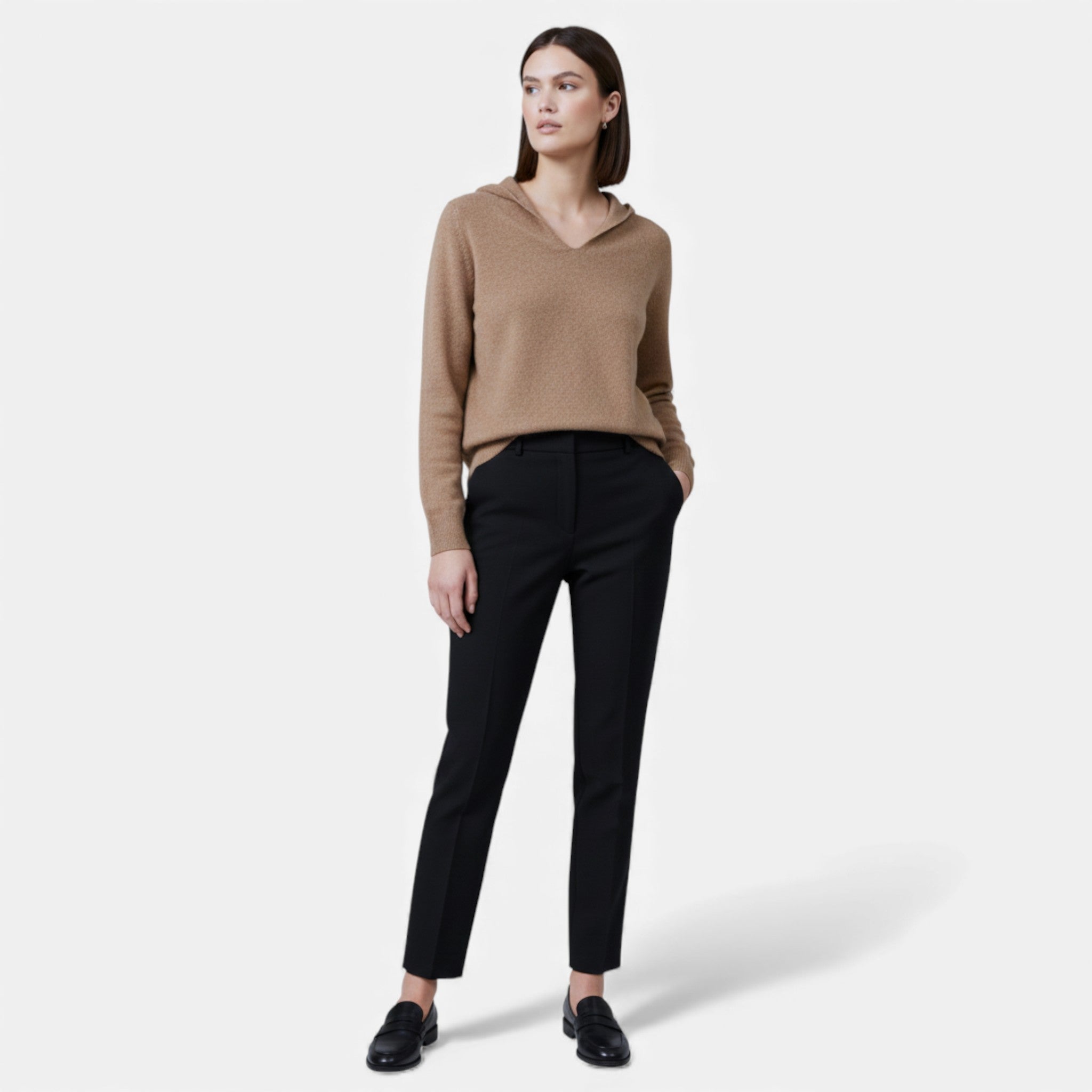 Women’s Sloane Signature — Sculpted V-Neck Oversized Pullover